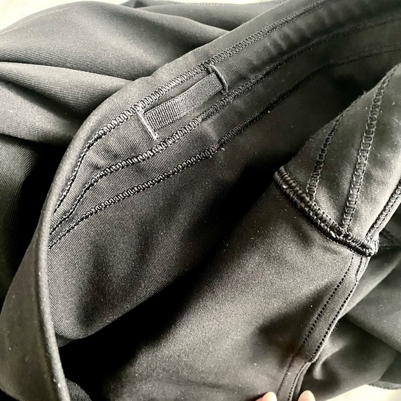 LULULEMON Black Leggings with Ankle Mesh, Size 6 - Picture 8 of 8
